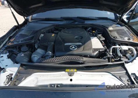 2017 Mercedes-Benz C 300 Luxury/Sport из США, поврежденный, VIN 55SWF4JB6HU200988